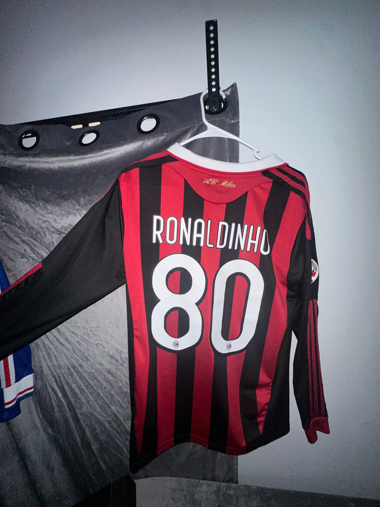09’ Ronaldinho AC Milan Jersey